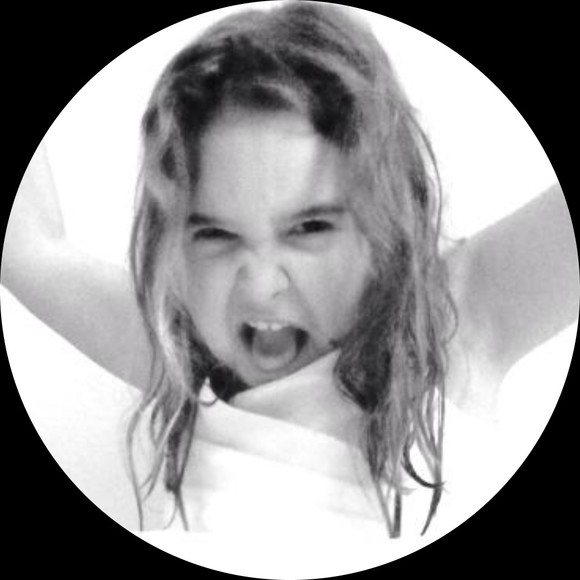 Poshmark profile picture for @finalist